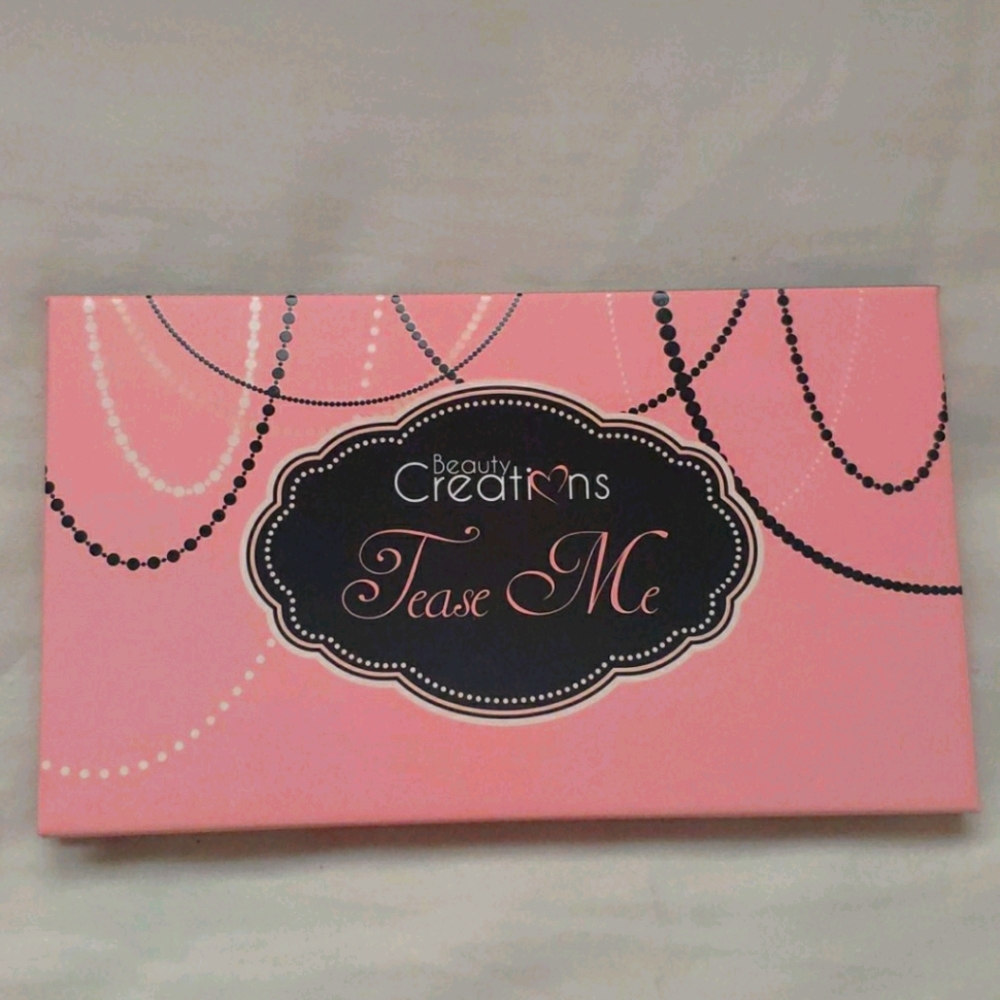 Beauty Creations Tease Me Eyeshadow Palette
